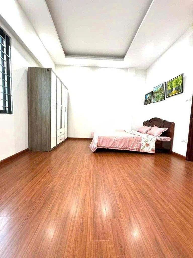 Cho thuê nhà ngõ 56 Minh Khai, 4 tầng x 33m2, 3 ngủ, 12 Triệu Full đồ - Ảnh 1